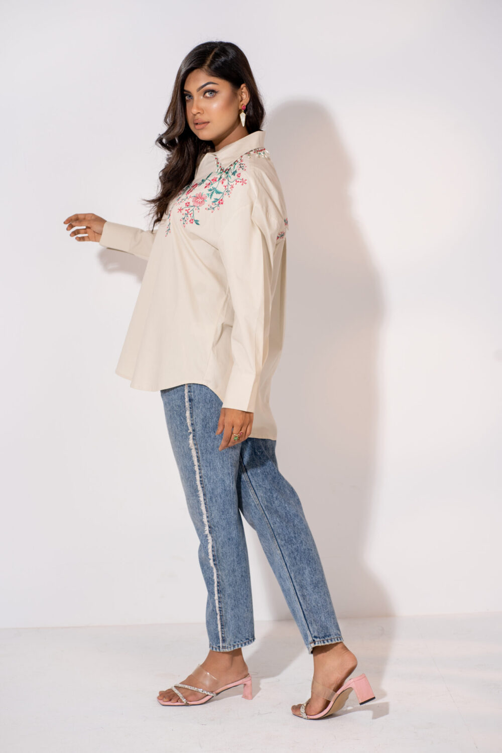 Betsy - Image 3