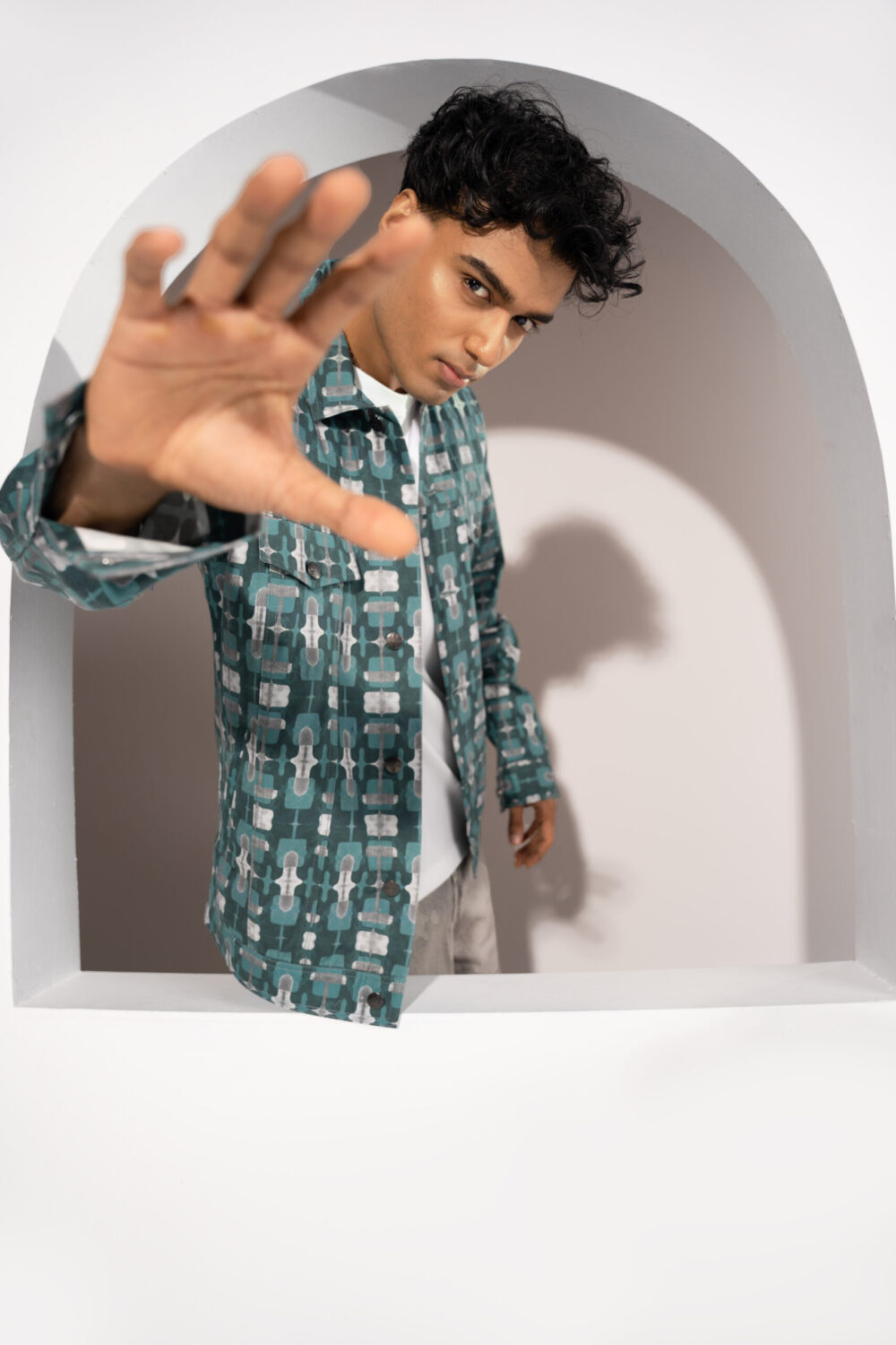 Brolin - Image 10
