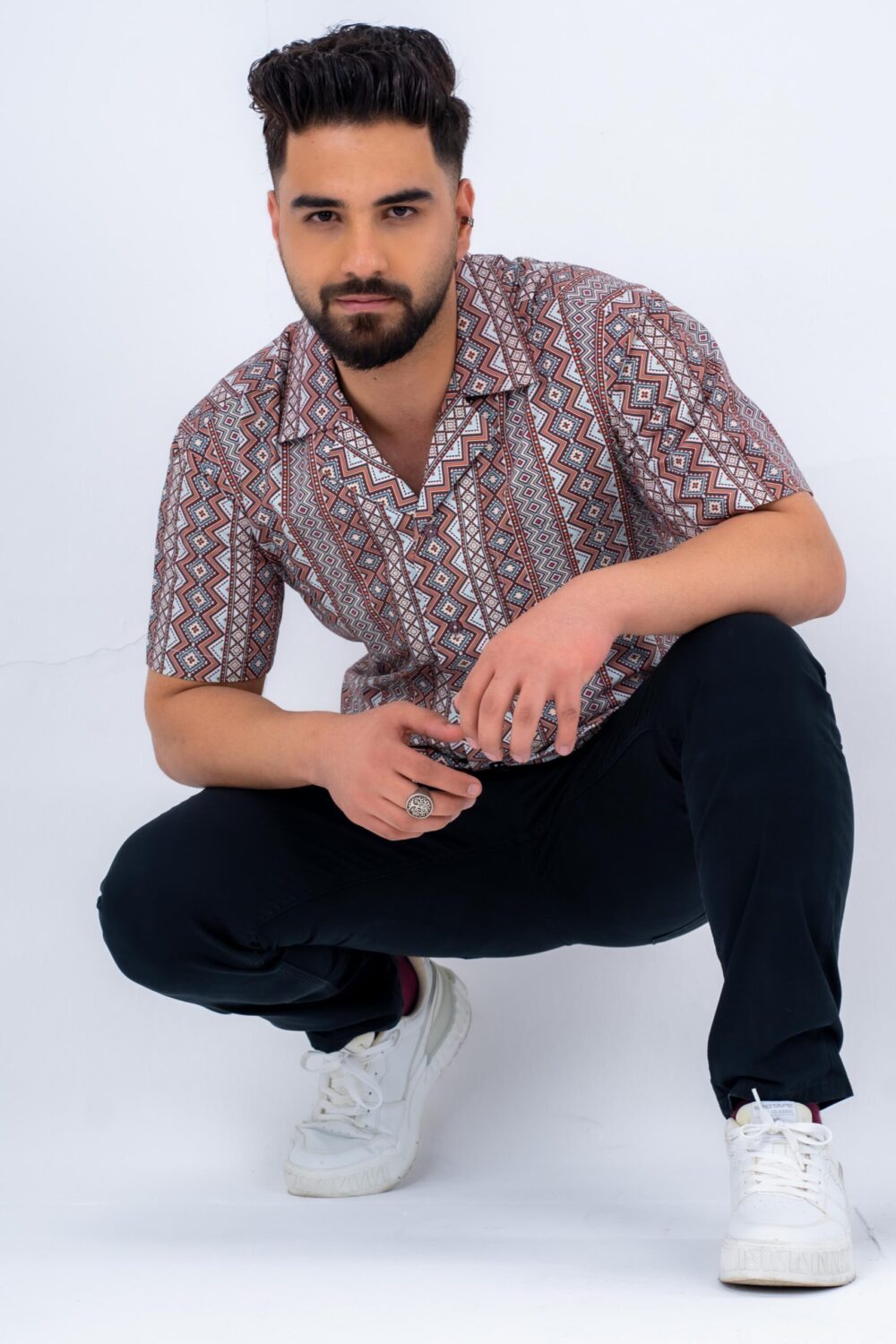Efron - Image 3