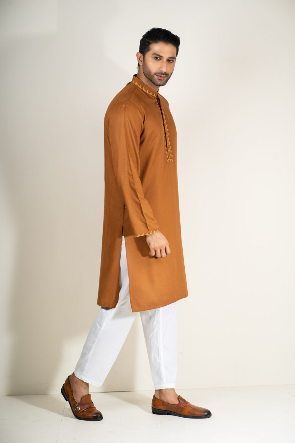 Arno - Image 3