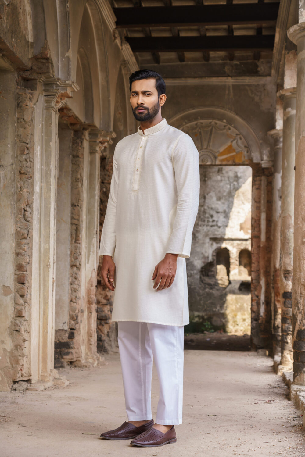 Anees - Image 3