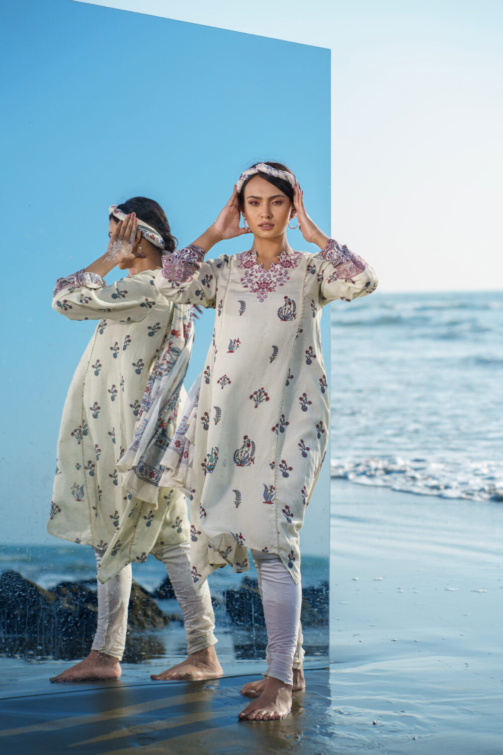 Veiled Rose (2 Pc) - Image 4