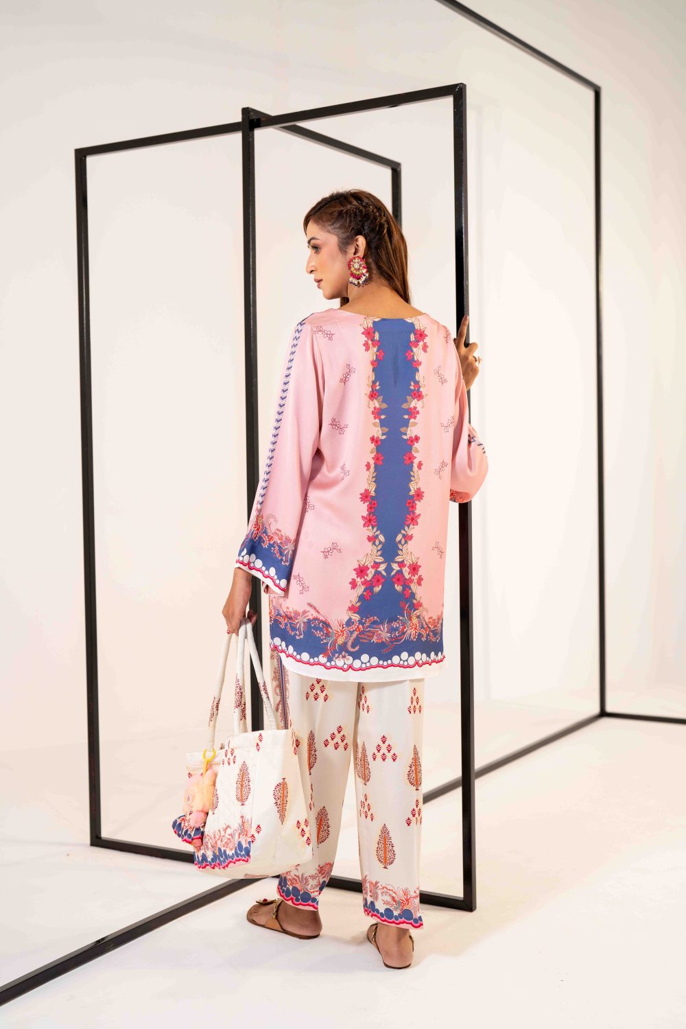 Mridula (2 PC) - Image 2
