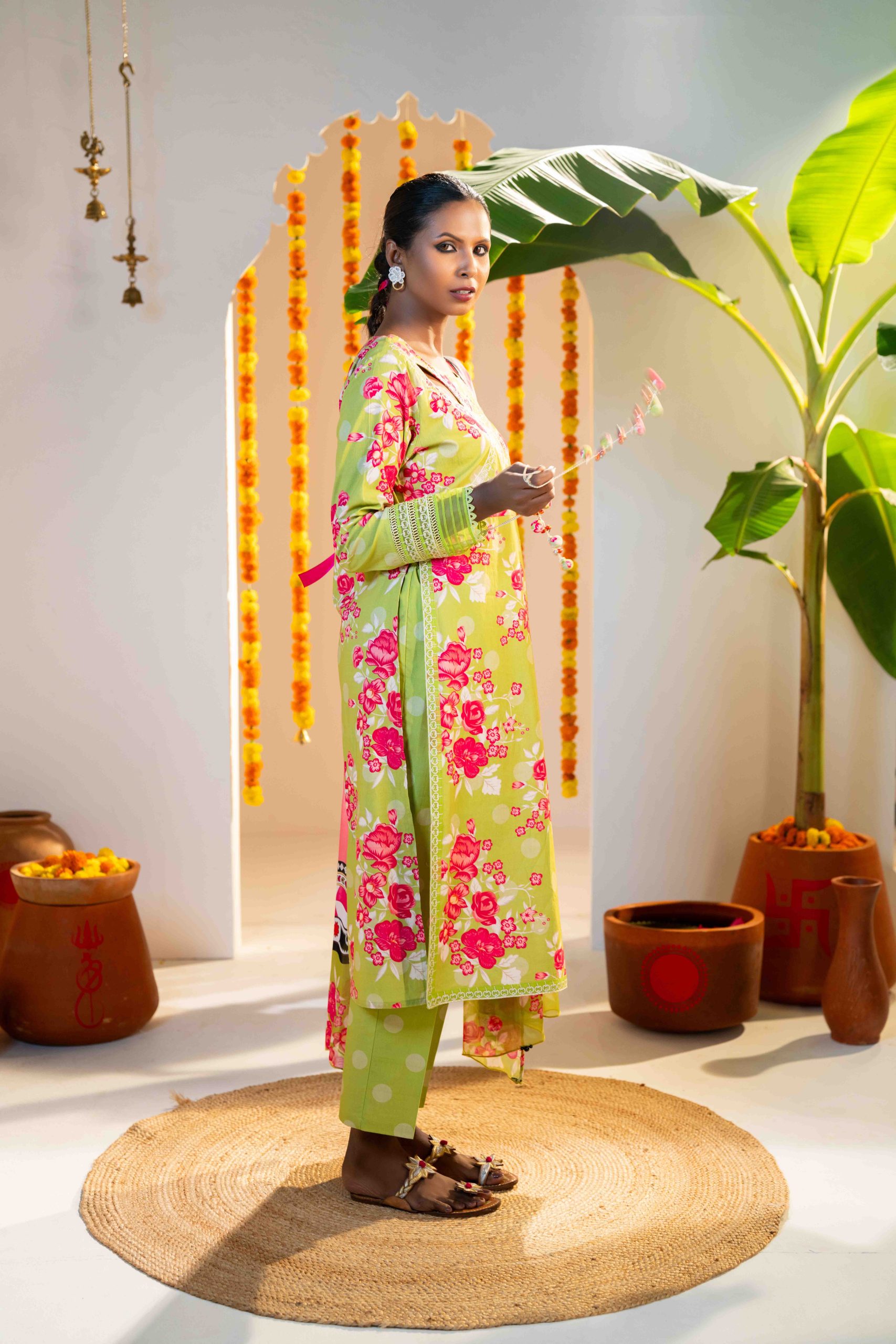 Shreya (3 PC) - Image 3